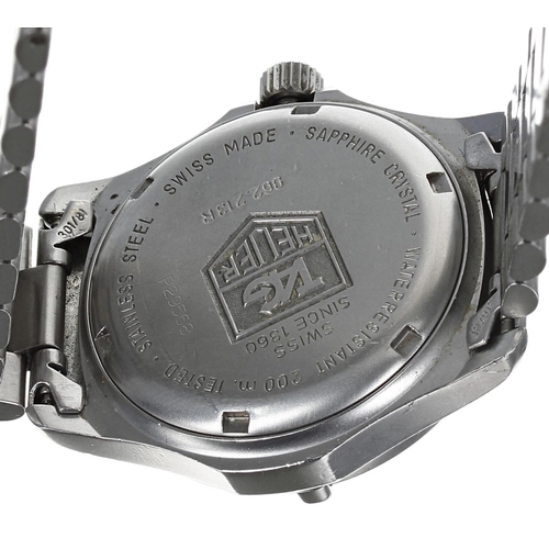 179 - Tag Heuer 2000 Series Professional stainless steel mid-size gentleman's wristwatch, reference no. 96... 