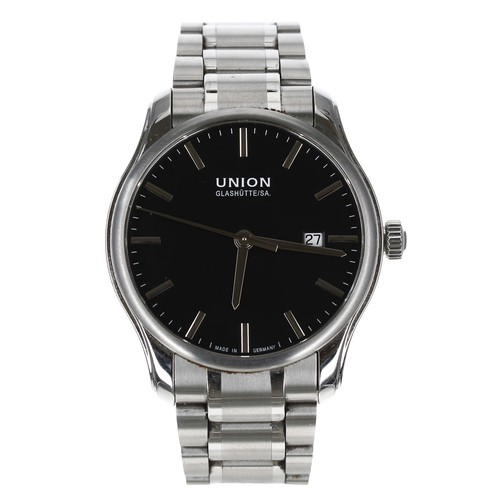 323 - Union Glashutte/SA Viro Date automatic stainless steel gentleman's wristwatch, reference. D001.407A,... 