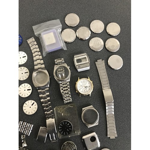 456 - Seiko - Quantity of parts / spares to include movements, glasses, dials, cases, date rings, bracelet... 