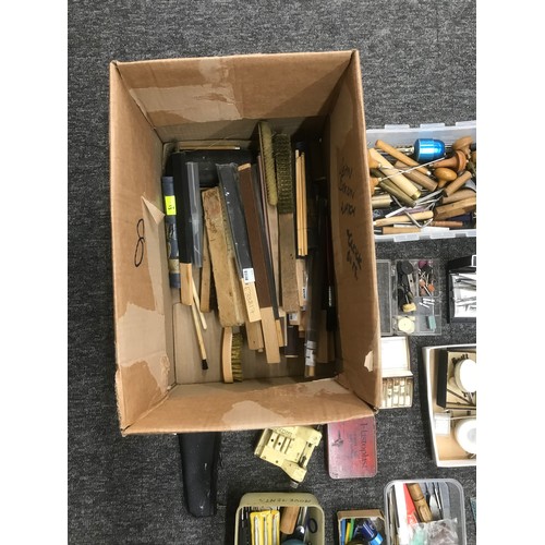 925 - Large quantity of assorted watchmakers tools