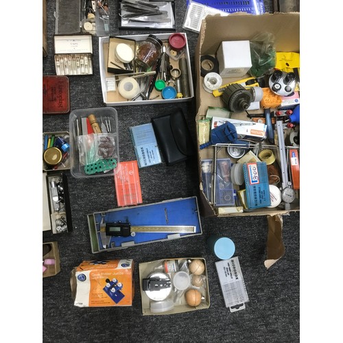 925 - Large quantity of assorted watchmakers tools