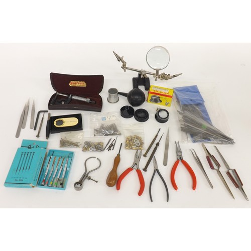 927 - Quantity of watchmakers tools to include magnifiers, loupes, screwdrivers, pliers, Starrett no. 569 ... 