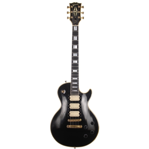90 - Gibson Les Paul Custom electric guitar, made in USA, circa 1971; Body: black finish, heavy buckle sc... 