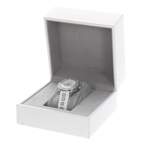 233 - Dior Christal stainless steel lady's wristwatch, reference no. CD113112-V, serial no. FJxxxx, rotati... 