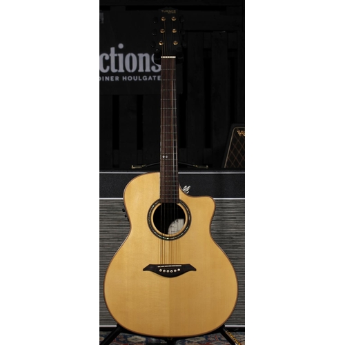 541 - 2014 Turner 84CE acoustic guitar, with rosewood back and sides and natural spruce top (new/old stock... 