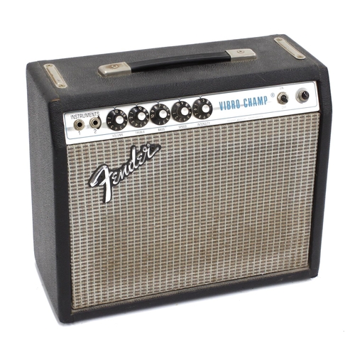 719 - 1975 Fender Vibro Champ guitar amplifier, made in USA*Please note: Gardiner Houlgate do not guarante... 