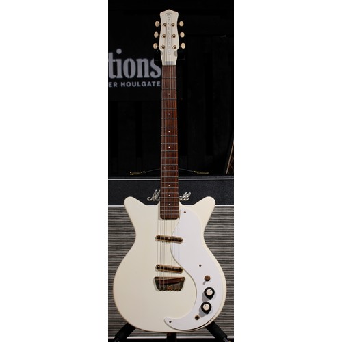 571 - Danelectro DC59 electric guitar, made in China; Body: white finish, a few light surface marks; Neck:... 