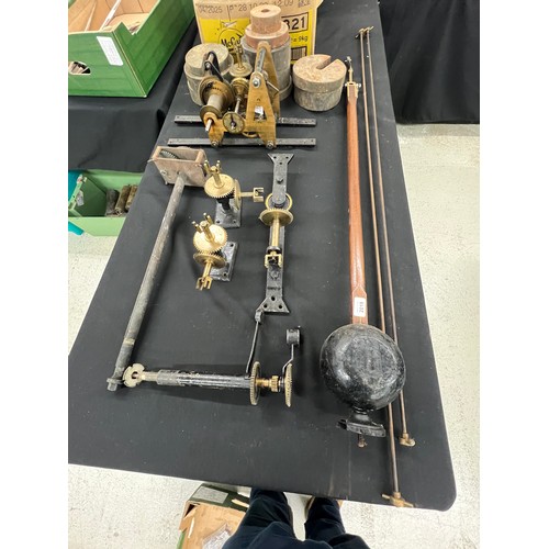 2019 - Complete 19th century single train turret clock movement in need of assembly, including main movemen... 