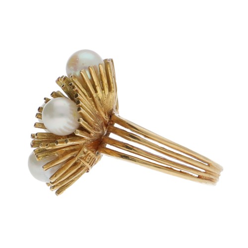 189 - Italian 18ct yellow gold cultured pearl set dress ring, with six pearls each 6mm approx, signed J.Ro... 