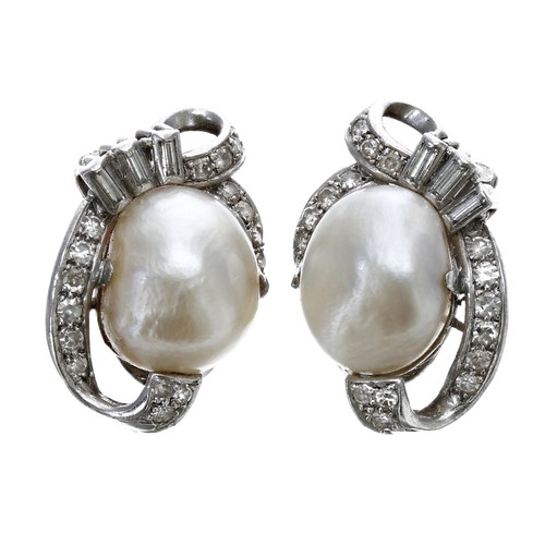 309 - Impressive 18ct white gold baroque pearl and diamond dress ring, the pearl 12mm approx, in a stylise... 