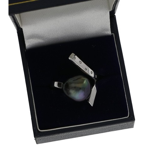 211 - Modern 18ct white gold Tahitian cultured pearl and diamond set dress ring, the pearl 12mm, 9.4gm, ri... 