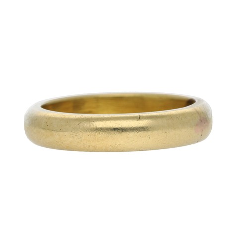 216 - High grade yellow metal wedding band ring, band width 4mm, 7.1gm, ring size N/O