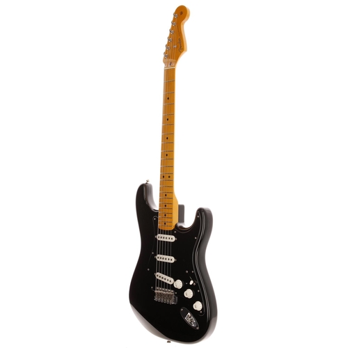 392 - 2010 Fender Custom Shop David Gilmour Stratocaster electric guitar, made in USA; Body: black NOS fin... 