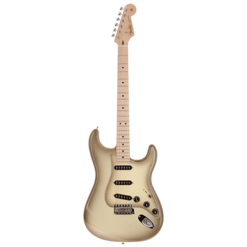 393 - 2008 Fender Custom Shop Eric Clapton Stratocaster Limited Edition electric guitar; Body: Antigua fin... 