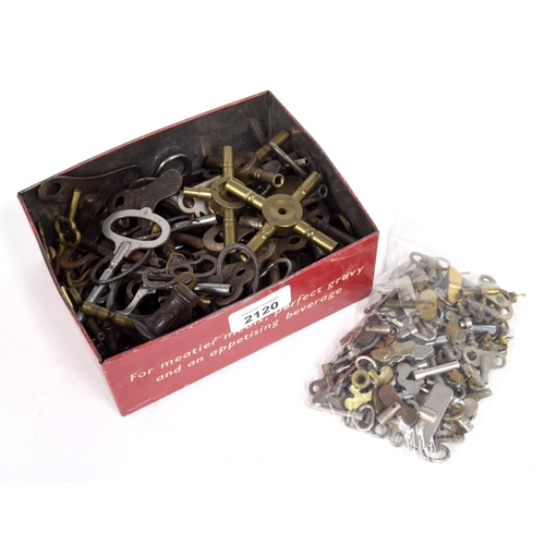 2120 - Large quantity of brass spider and various other old clock keys