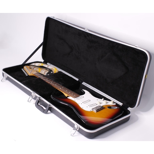 398 - 1998 Fender American Standard Stratocaster electric guitar, made in USA; Body: three-tone sunburst f... 