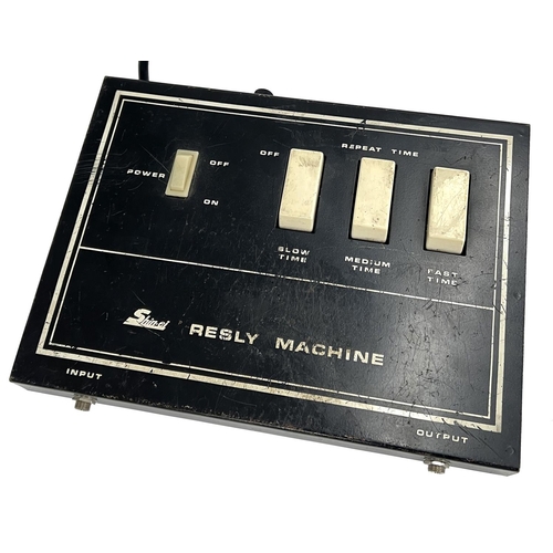 1279 - 1970s Shin-ei Resly Machine guitar pedal*Please note: Gardiner Houlgate do not guarantee the full wo... 