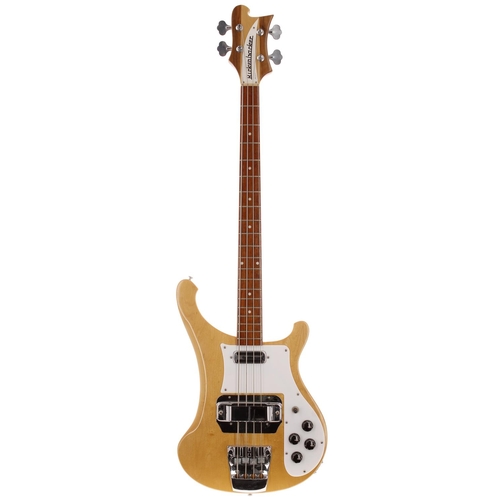 505 - 2001 Rickenbacker 4001 V63 bass guitar, made in USA; Body: Mapleglo finish, a few very light buckle ... 