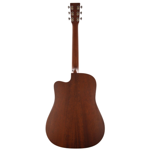 511 - 2016 C.F. Martin DC-15ME Dreadnought Centennial electro-acoustic guitar, made in USA; Body: natural ... 