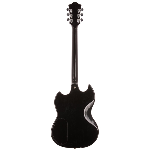 645 - 1972 Guild S-100 electric guitar, made in USA; Body: black finish, buckle scratching, dings and othe... 