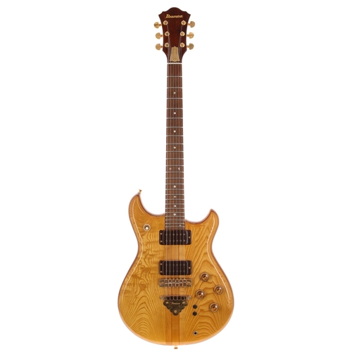 570 - 1978 Ibanez Musician MC300 electric guitar, made in Japan; Body: natural ash and mahogany, a few min... 