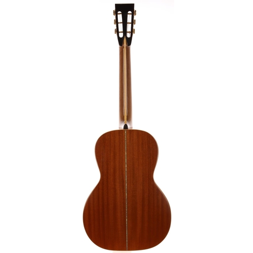 528 - 2011 David Oddy O style acoustic guitar, made in England; Back and sides: mahogany; Top: natural Can... 