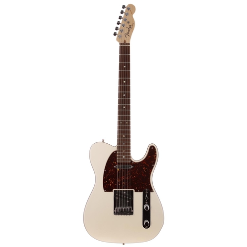 417 - 2008 Fender American Deluxe Telecaster electric guitar, made in USA; Body: Olympic Pearl finish; Nec... 