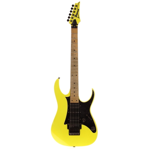 584 - 1987 Ibanez RG550 electric guitar, made in Japan; Body: Desert Sun Yellow finish, finish crack withi... 