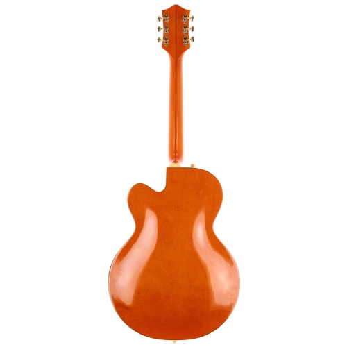 620 - 2005 Gretsch G6120W-1957 hollow body electric guitar, made in Japan; Body: western orange finish wit... 