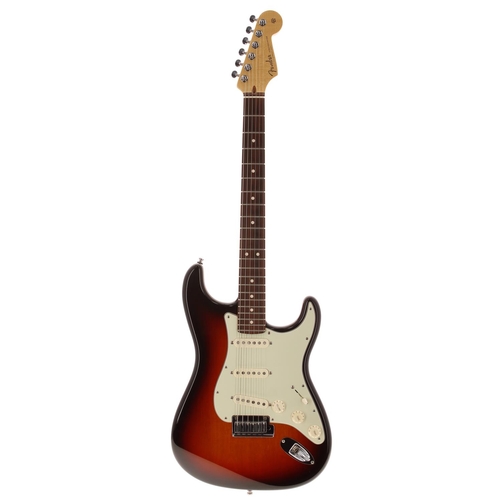 411 - 2009 Fender Custom Shop Custom Deluxe Stratocaster electric guitar, made in USA; Body: three-tone su... 