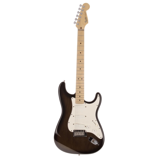 385 - 1993 Fender Stratocaster Plus Deluxe electric guitar, made in USA; Body: ebony frost finish, a few l... 