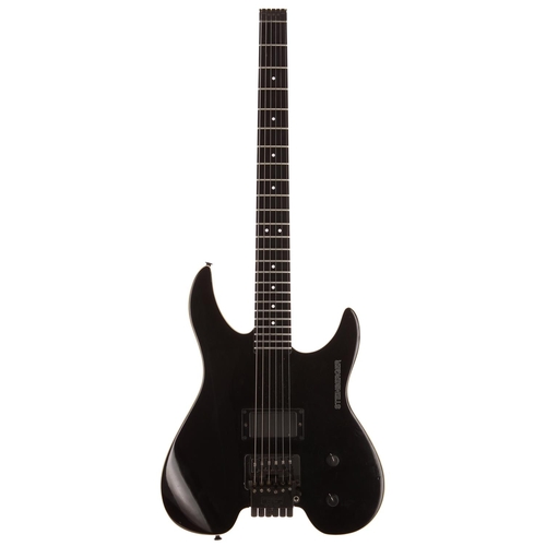 689 - 1989 Steinberger GM1T electric guitar, made in the USA; Body: black gloss finish, surface scratches ... 