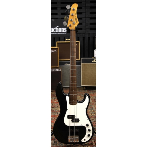 819 - Hohner Professional PJ bass guitar; Body: black finish, surface scratches and minor dings; Neck: map... 