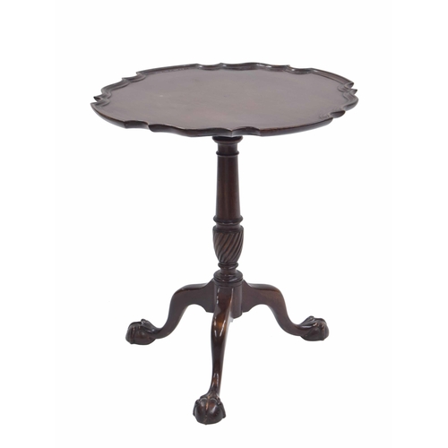 998 - Georgian style mahogany circular tilt-top side table, the moulded 'pie crust' top upon a central tur... 