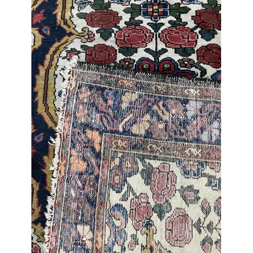 910 - Persian hand-made Asleghand rug, circa 1910, 79