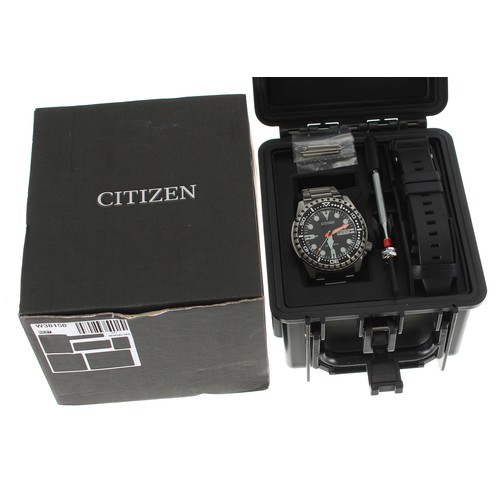 32 - Citizen automatic Diver's stainless steel wristwatch, reference no. 8200-S108314, black dial, rotati... 