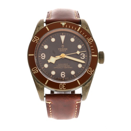 14 - Tudor Heritage Black Bay Bronze automatic gentleman's wristwatch, reference no. 79250BM, serial no. ... 