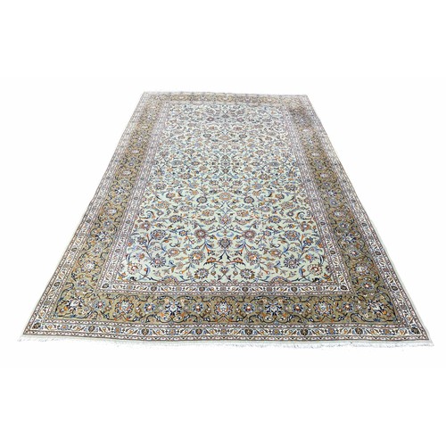 908 - Good large Persian pattern carpet, 160