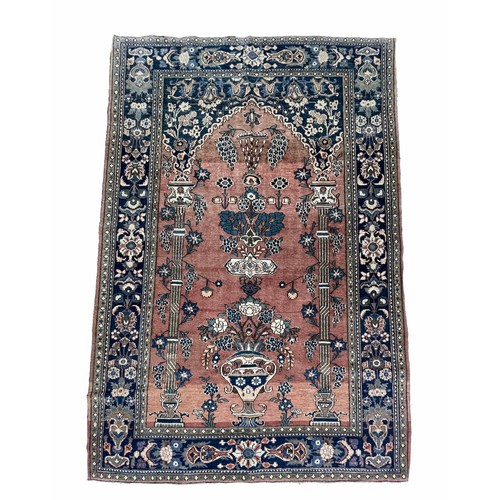 902 - Fine hand-made Kashan rug, 80