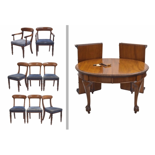 958 - Mahoagany D-end extending dining table, the top with moulded gadrooned border raised on cabriole leg... 