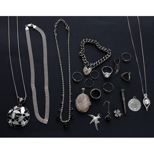 48 - Assortment of silver and costume jewellery, 139.2gm