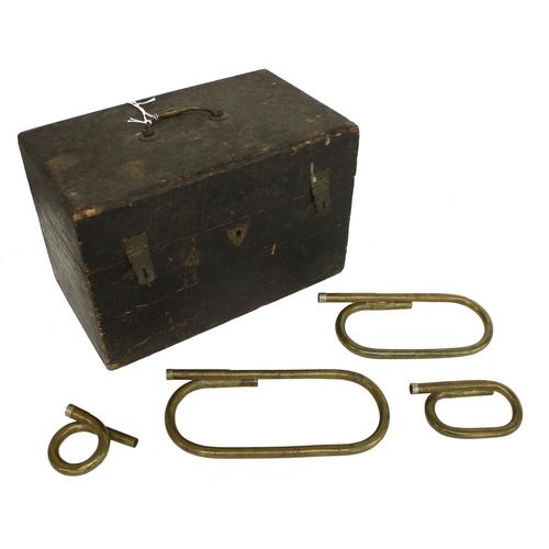 1834 - Cornet case with four crooks