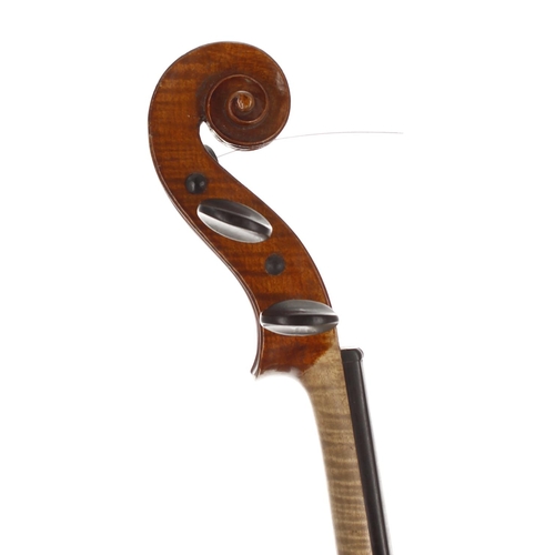 2402 - German violin labelled Hermann Schlosser, Geigenmacher in Erlbach. 'Gesetzlich Geschutzt.', 14 1/16