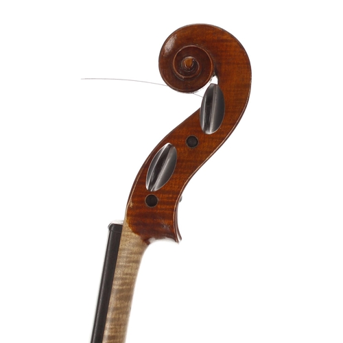 2402 - German violin labelled Hermann Schlosser, Geigenmacher in Erlbach. 'Gesetzlich Geschutzt.', 14 1/16