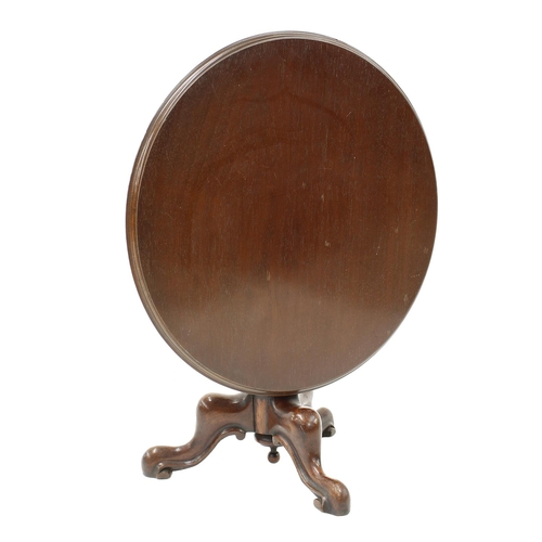 1634 - Georgian style mahogany miniature apprentice circular tilt-top table with a turned column and carved... 