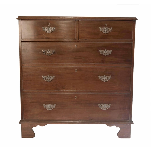 1713 - Georgian style mahogany chest of drawers, the moulded top over two short and three graduated long dr... 