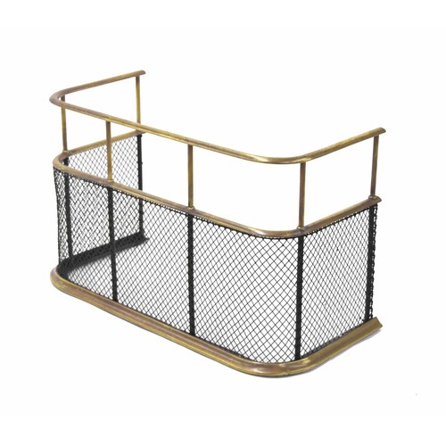 1346 - Small Victorian brass and mesh nursery fireguard, 24.5