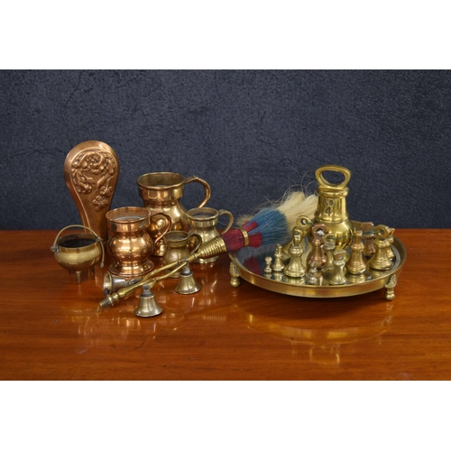 1368 - Group of small Victorian bell weights, largest 4lb; together with four brass measures 'Half Pint', '... 