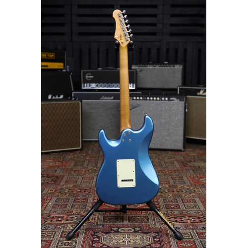 662 - Jet JS-400 electric guitar, Lake Placid blue finish, with original shipping box (new/B stock)*Please... 