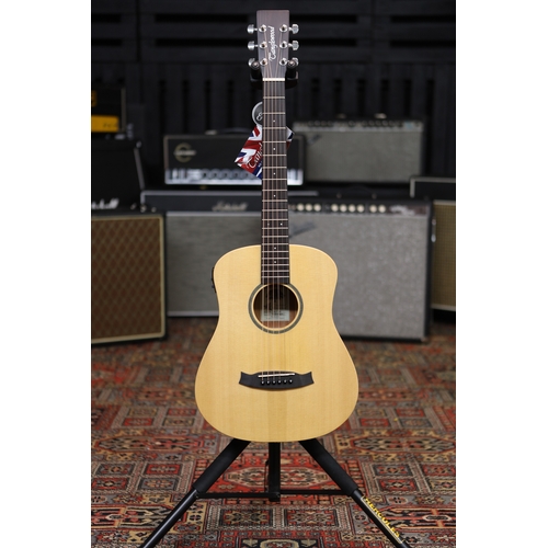 676 - 2019 Tanglewood Winterleaf TW2TSE electro-acoustic travel guitar, with original gig bag and shipping... 